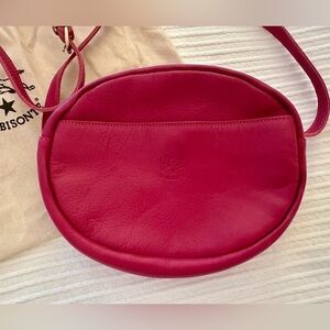 IL Bisonte Rubino Round Vacchetta Leather Crossbody Bag - Magenta